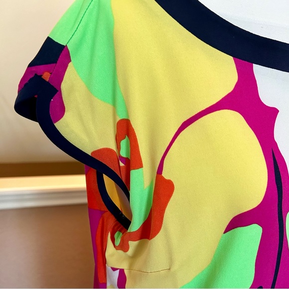 Laundry By Design multicolored fresh, crisp and vibrant. Size Medium - Picture 8 of 8